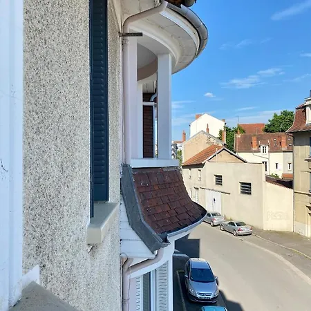 Le Viking Douillet - Proche Thermes & Parcs - Parking A 50m
